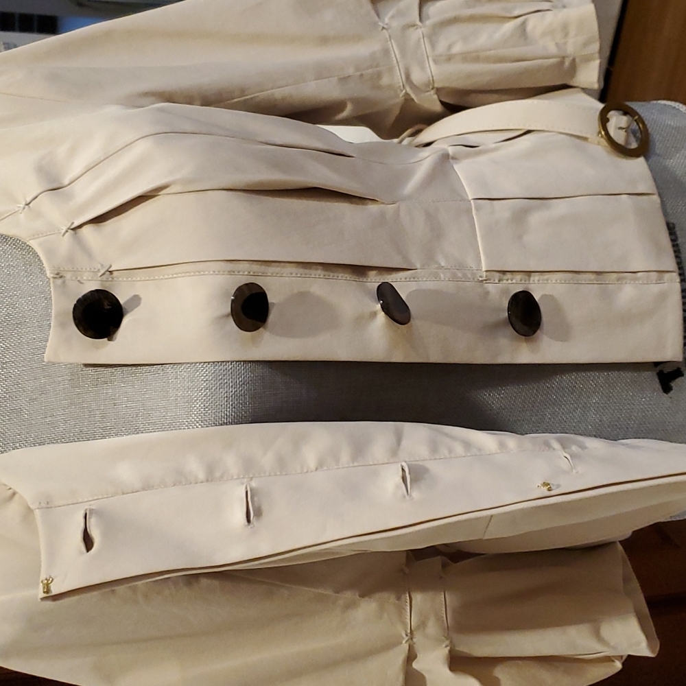 Jacket - Picture 10 of 12